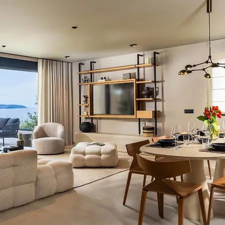 Majestic Lidija By Irundo * Ragusa